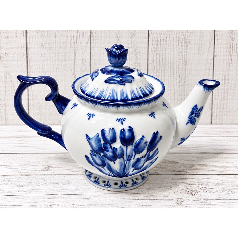 Delftware Handpainted Teapot Blue White Porcelain Royal Twickel Holland Tulip